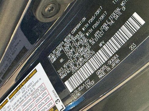 Certified 2023 Toyota 4Runner TRD Off-Road Premium image 29