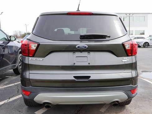 Used 2019 Ford Escape SE image 20