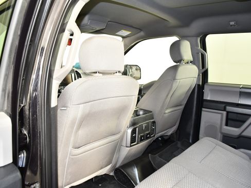 Used 2019 Ford F150 XLT w/ Equipment Group 302A Luxury AWD/4WD image 52