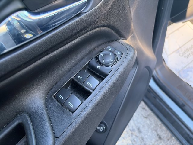 Used 2020 Chevrolet Equinox LT AWD/4WD image 11
