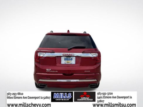 Used 2023 GMC Acadia Denali w/ Denali Ultimate Package AWD/4WD image 4