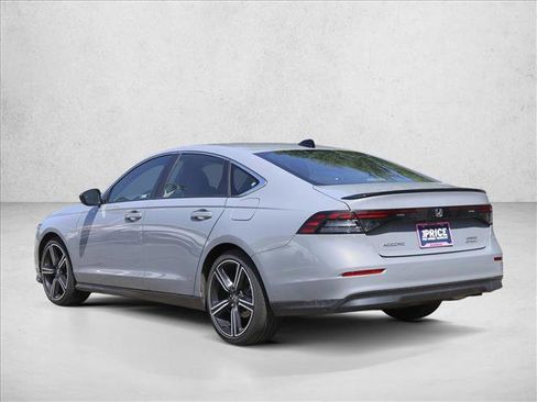 Used 2024 Honda Accord Sport image 7
