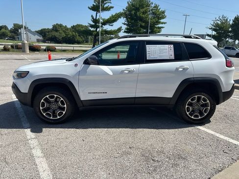 Used 2021 Jeep Cherokee Trailhawk w/ Trailer Tow Group AWD/4WD image 17