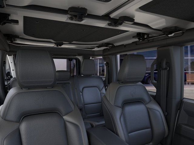 New 2026 Ford Bronco Outer Banks w/ Sasquatch Package AWD/4WD image 12