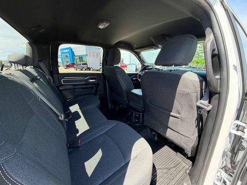 Used 2022 RAM 2500 Big Horn w/ Level 1 Equipment Group AWD/4WD image 23