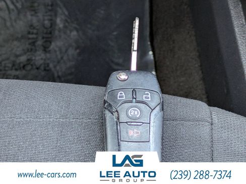 Used 2016 Ford F150 Lariat w/ Equipment Group 502A Luxury AWD/4WD image 28
