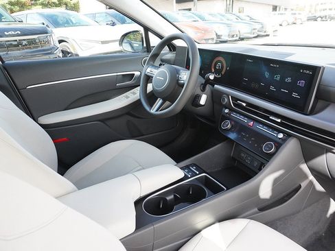 Used 2024 Hyundai Sonata SEL image 27