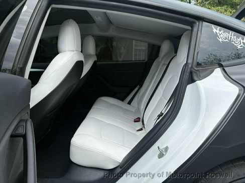 Used 2022 Tesla Model 3 Performance AWD/4WD image 22