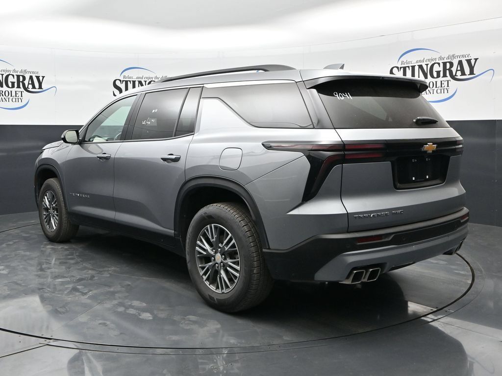 Certified 2025 Chevrolet Traverse LT AWD/4WD image 5