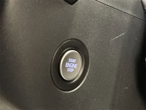 New 2025 Volkswagen ID. Buzz Pro S image 10