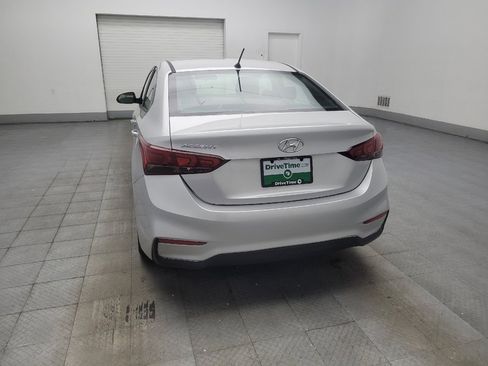 Used 2022 Hyundai Accent SE FWD image 6