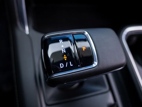 Used 2023 GMC Sierra 1500 Denali Ultimate AWD/4WD image 31