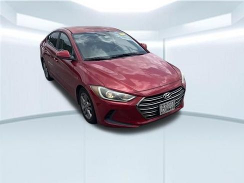 Used 2017 Hyundai Elantra SE FWD image 4