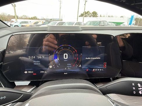 New 2026 Chevrolet Suburban Premier w/ Sun And Tow Package image 24