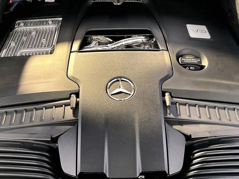 New 2026 Mercedes-Benz GLS 580 4MATIC image 15