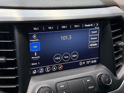 Used 2021 GMC Acadia SLT image 34