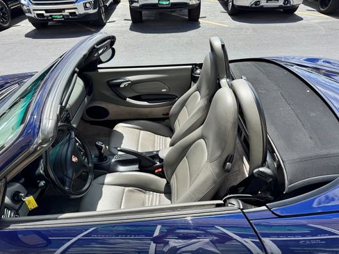 Used 2002 Porsche Boxster S RWD image 20