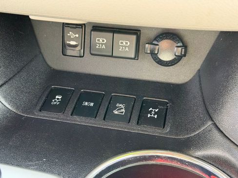 Used 2019 Toyota Highlander Limited Platinum image 26