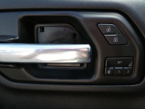 Used 2022 Chevrolet Silverado 2500 LTZ w/ LTZ Plus Package AWD/4WD image 26