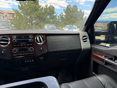 Used 2010 Ford F250 Lariat AWD/4WD image 25