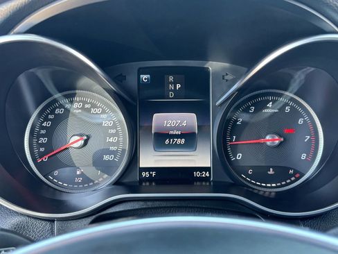 Used 2019 Mercedes-Benz GLC 300 4MATIC Coupe image 31