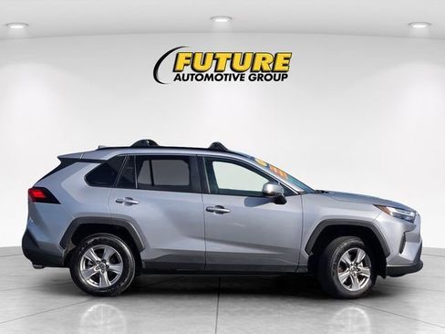 Certified 2025 Toyota RAV4 XLE AWD/4WD image 4