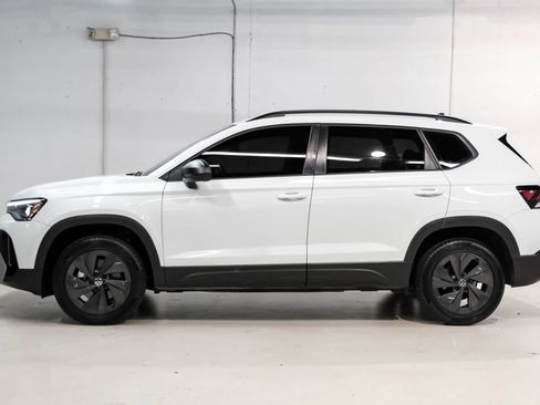 Used 2025 Volkswagen Taos S FWD image 11