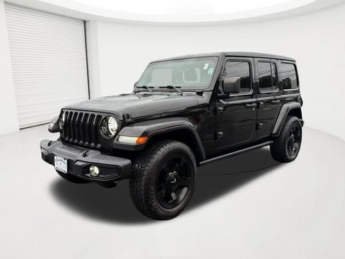 Used 2021 Jeep Wrangler Unlimited Sahara AWD/4WD image 1