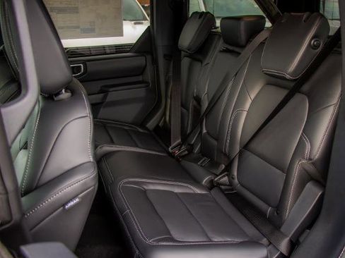 New 2025 Ford Bronco Outer Banks image 10