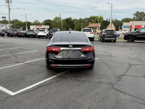 Used 2018 Toyota Avalon Limited w/ Protection Package FWD image 12