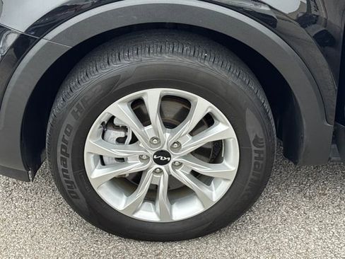 Used 2022 Kia Telluride LX image 22