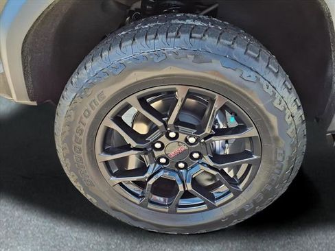 New 2026 GMC Canyon Denali w/ LPO, Denali Black Edition image 27