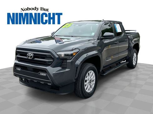 Used 2025 Toyota Tacoma SR5 RWD image 1