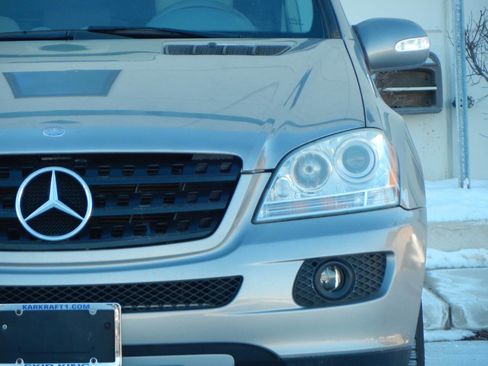 Used 2006 Mercedes-Benz ML 350 ML 350 AWD 4MATIC 4dr SUV image 8