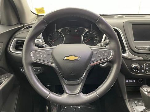 Used 2020 Chevrolet Equinox LT image 11