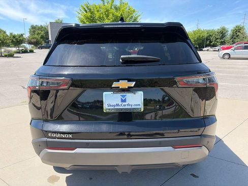Used 2026 Chevrolet Equinox LT FWD image 22