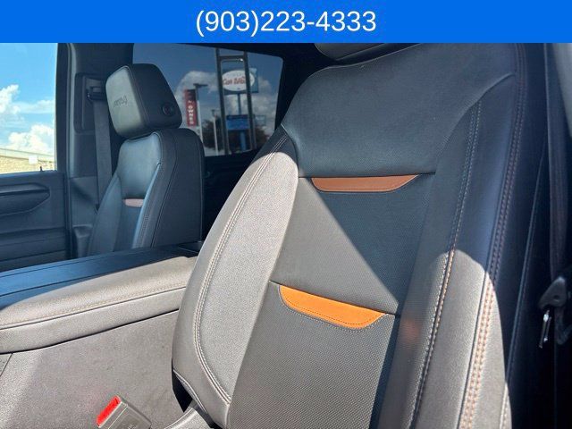 Used 2023 GMC Sierra 1500 AT4 w/ Technology Package AWD/4WD image 34