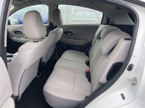 Used 2016 Honda HR-V LX image 21