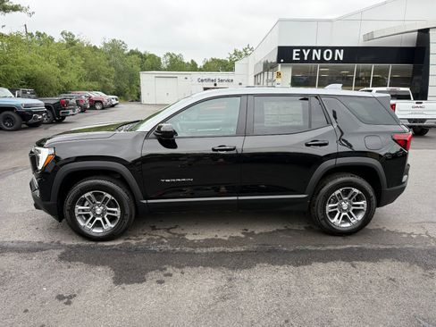 New 2026 GMC Terrain Elevation w/ LPO, Floor Liner Package image 2