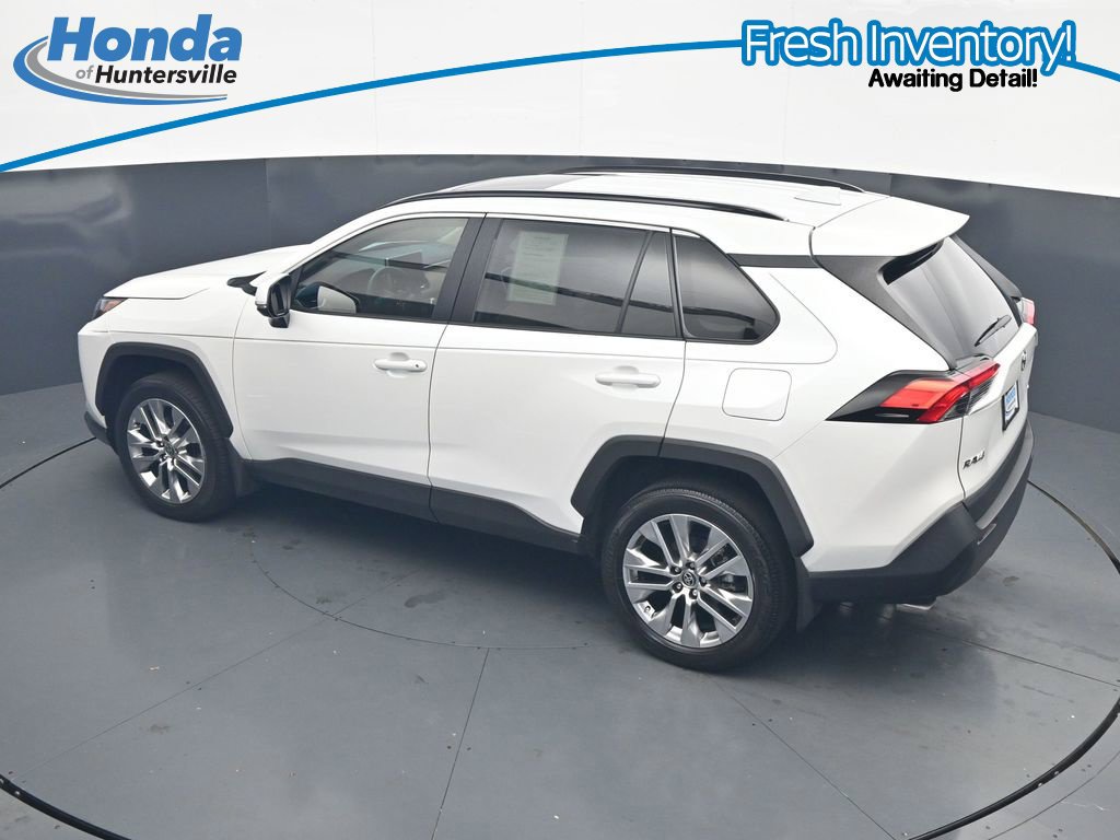 Used 2024 Toyota RAV4 XLE Premium FWD image 31