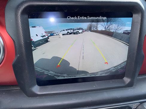 Used 2021 Jeep Wrangler Unlimited Rubicon image 26