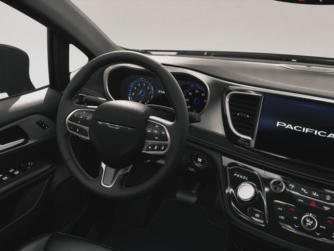 New 2027 Chrysler Pacifica Select AWD/4WD image 9