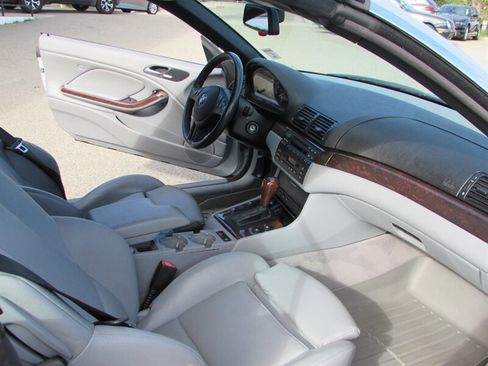 Used 2001 BMW 325Ci Convertible image 19