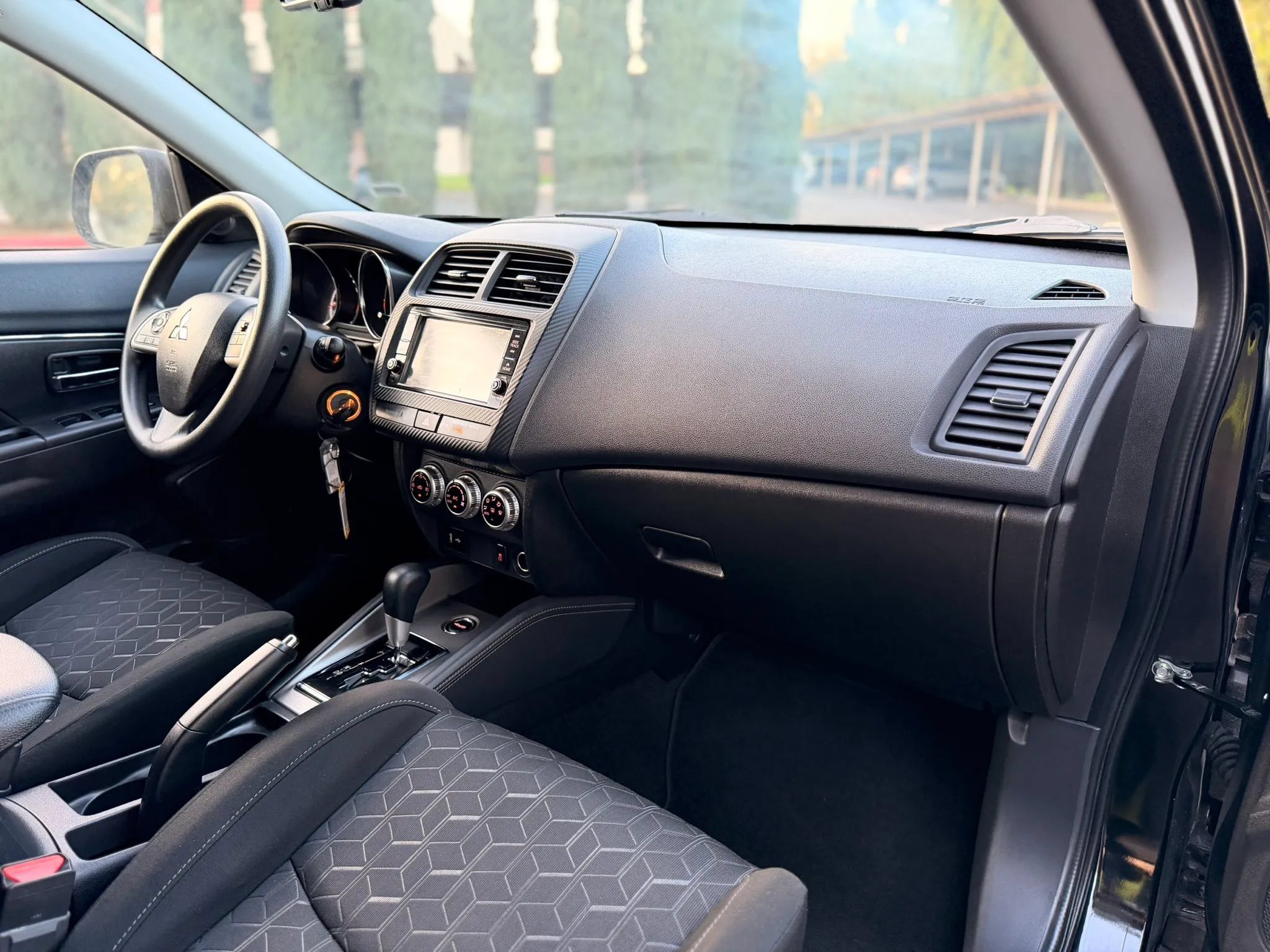 Used 2024 Mitsubishi Outlander Sport AWD image 14