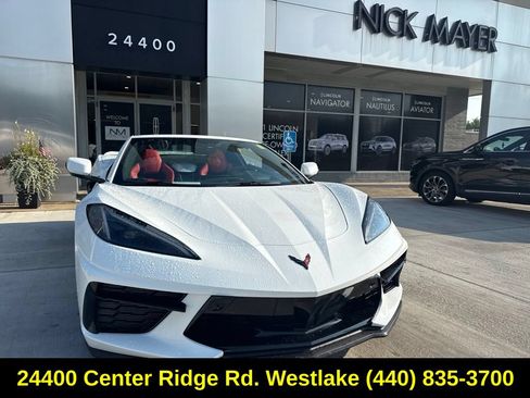Used 2023 Chevrolet Corvette Stingray Preferred Conv w/ Z51 Performance Package RWD image 10
