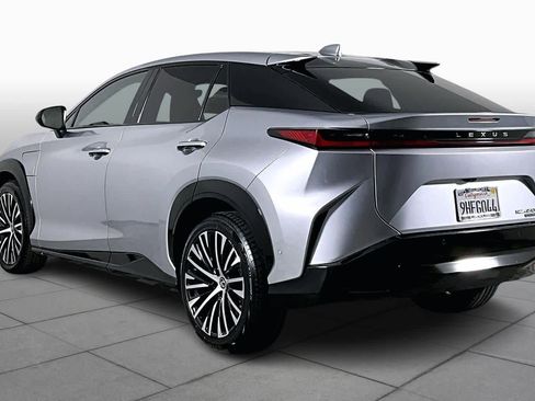 Used 2023 Lexus RZ 450e Premium image 11