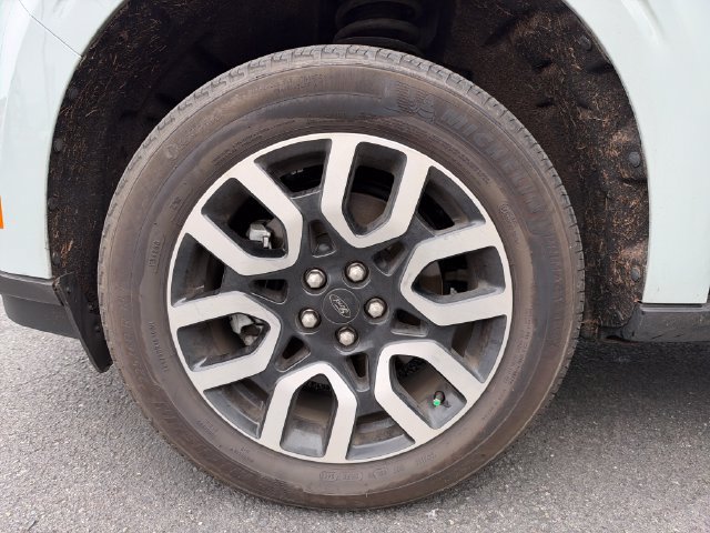 Used 2023 Ford Maverick Lariat w/ Lariat Luxury Package FWD image 23