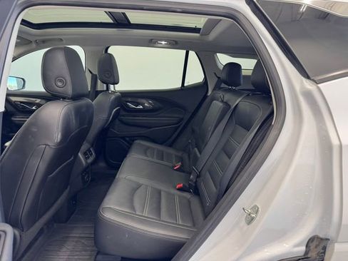 Used 2023 GMC Terrain Denali w/ Denali Premium Package image 19