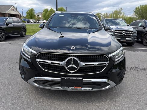 Used 2026 Mercedes-Benz GLC 300 4MATIC image 3