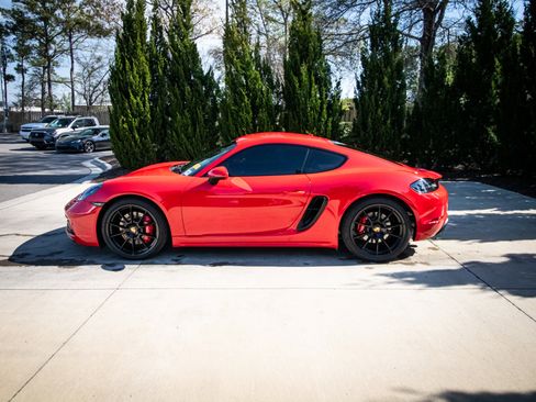 Used 2023 Porsche 718 Cayman GTS image 7